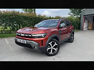 Used 2025 Dacia Duster Journey Terracotta - Interior and Exterior details 4