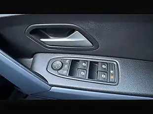 Used 2025 Dacia Duster Journey Terracotta - Interior and Exterior details 9