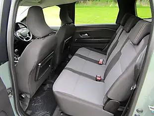 Used 2025 Dacia Jogger Extreme Dusty Khaki - Interior and Exterior details 9