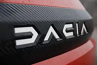 Used 2025 Dacia Spring Expression Red - Interior and Exterior details 17