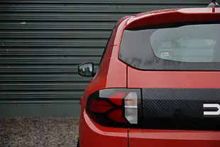 Used 2025 Dacia Spring Expression Red - Interior and Exterior details 18