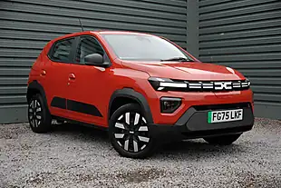 Used 2025 Dacia Spring Expression Red - Interior and Exterior details 6