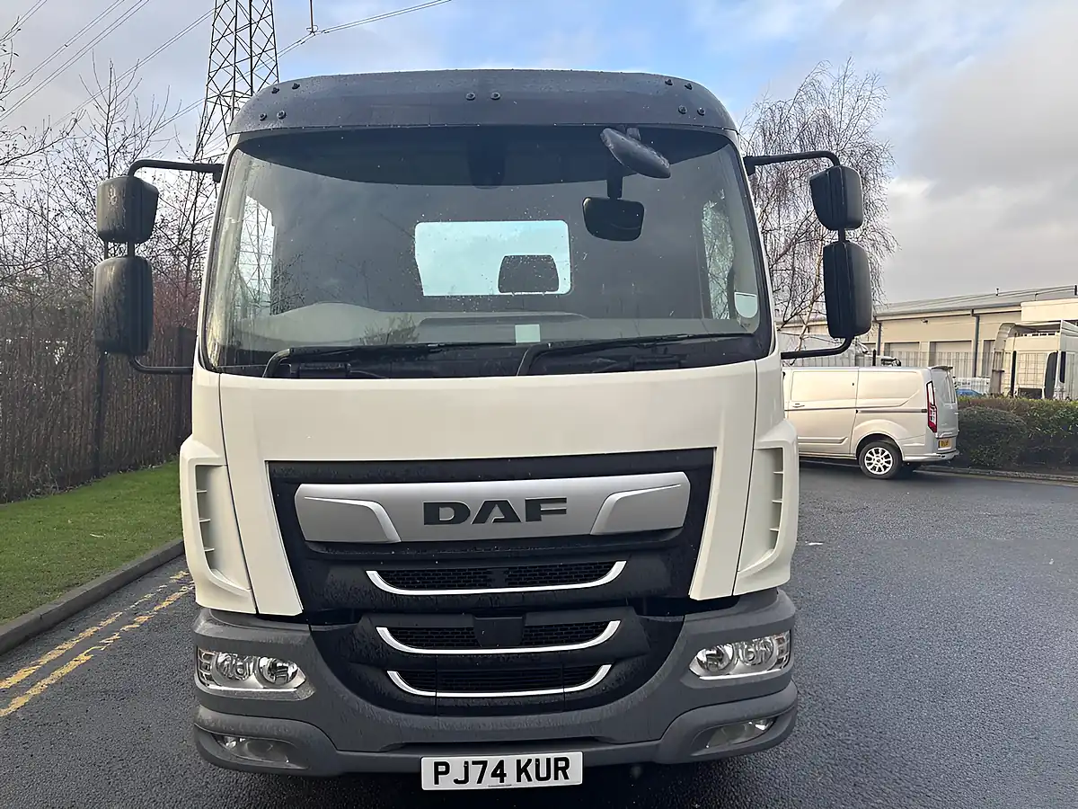 Used 2025 Daf Lf 250 Fa 16T White - Interior and Exterior details 2