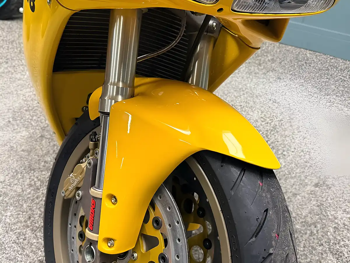 Used 2025 Ducati 748 Sps Yellow - Interior and Exterior details 11