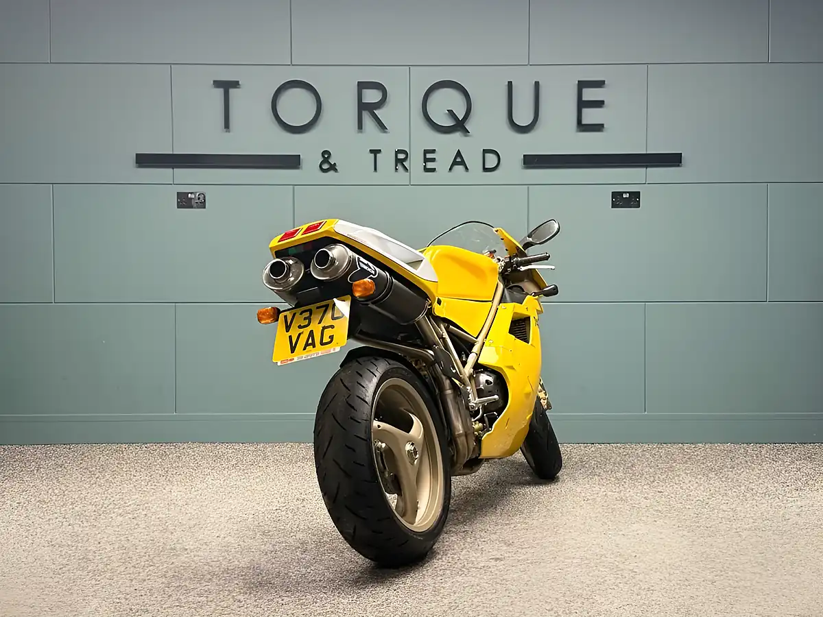 Used 2025 Ducati 748 Sps Yellow - Interior and Exterior details 4