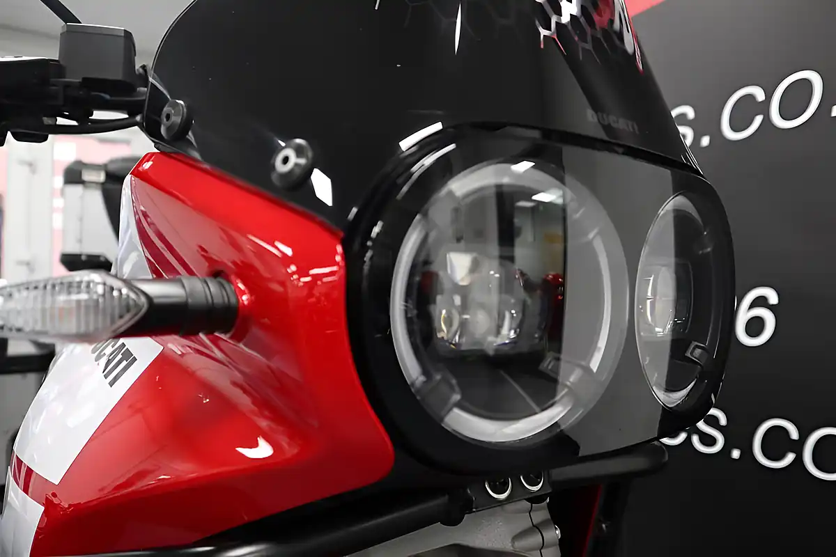 Used 2025 Ducati Desert X Discovery Urban Pack Red/Black - Interior and Exterior details 10