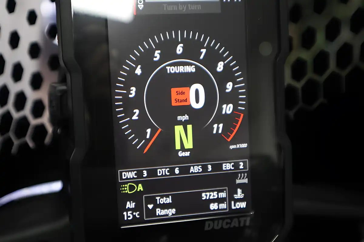 Used 2025 Ducati Desert X Discovery Urban Pack Red/Black - Interior and Exterior details 16