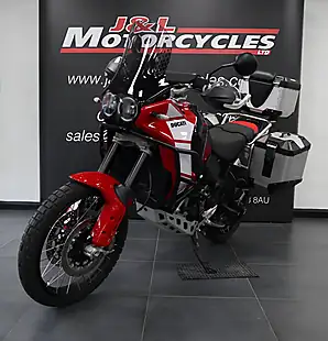 Used 2025 Ducati Desert X Discovery Urban Pack Red/Black - Interior and Exterior details 6