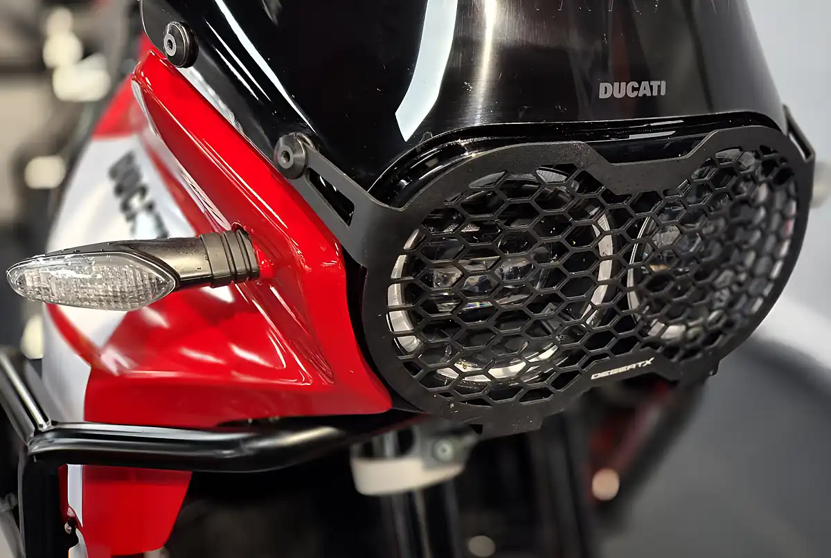 Used 2025 Ducati Desertx Discovery - Interior and Exterior details 8