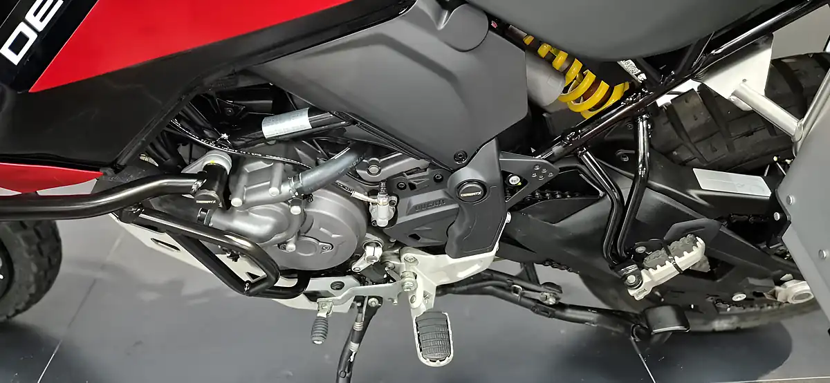 Used 2025 Ducati Desertx Discovery - Interior and Exterior details 13