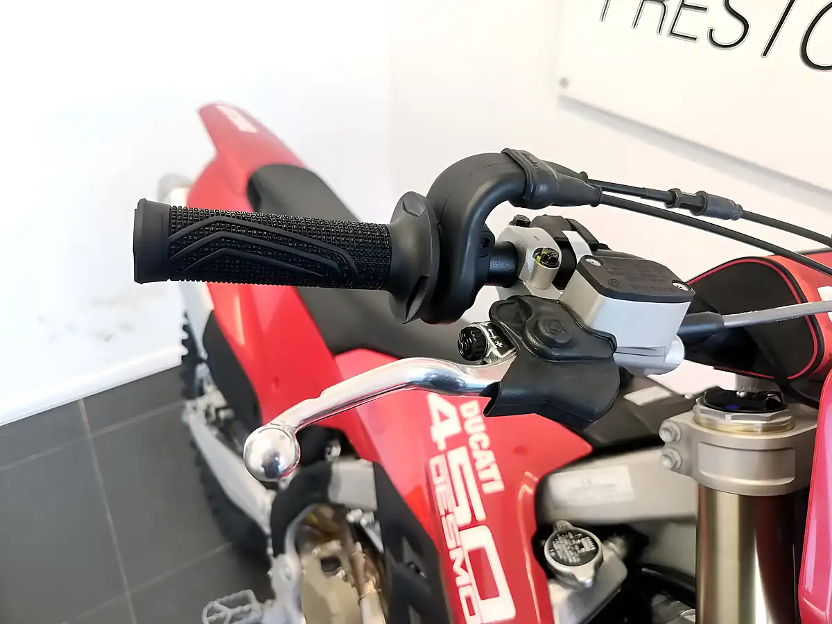 Used 2025 Ducati Desmo450 Mx - Interior and Exterior details 15
