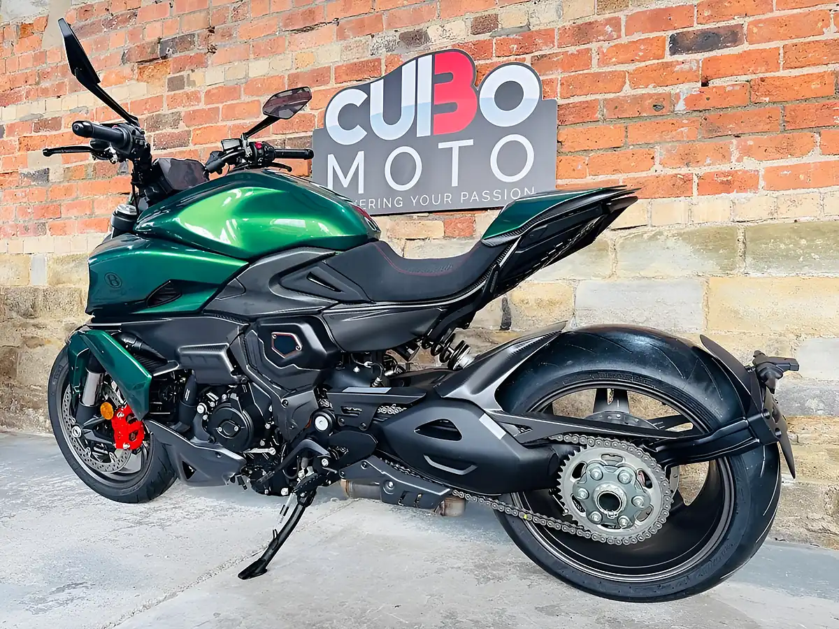 Used 2025 Ducati Diavel V4 Bentley 301 of 500 Green - Interior and Exterior details 14