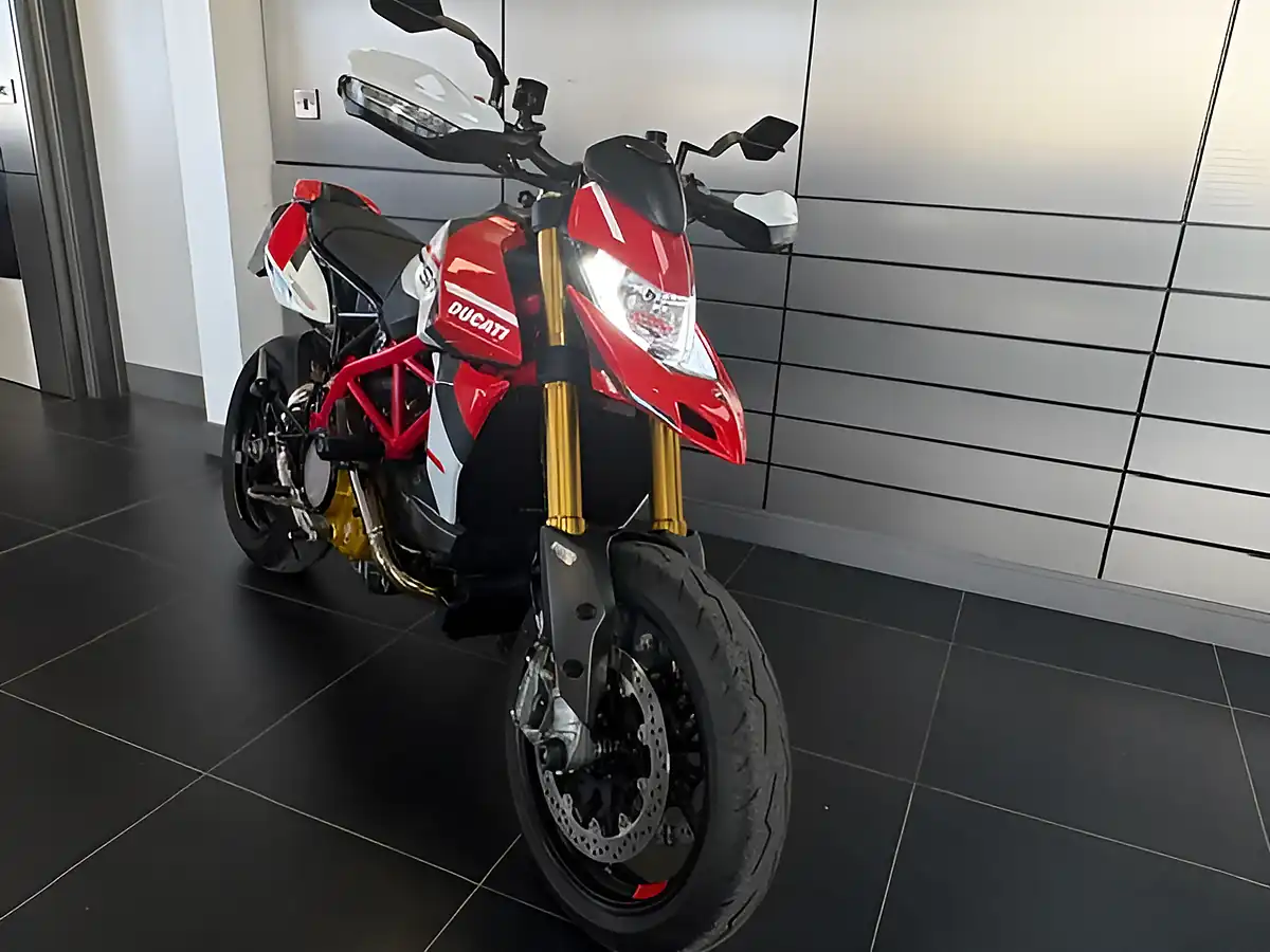 Used 2025 Ducati Hypermotard 950 Sp Multi-Coloured - Interior and Exterior details 16