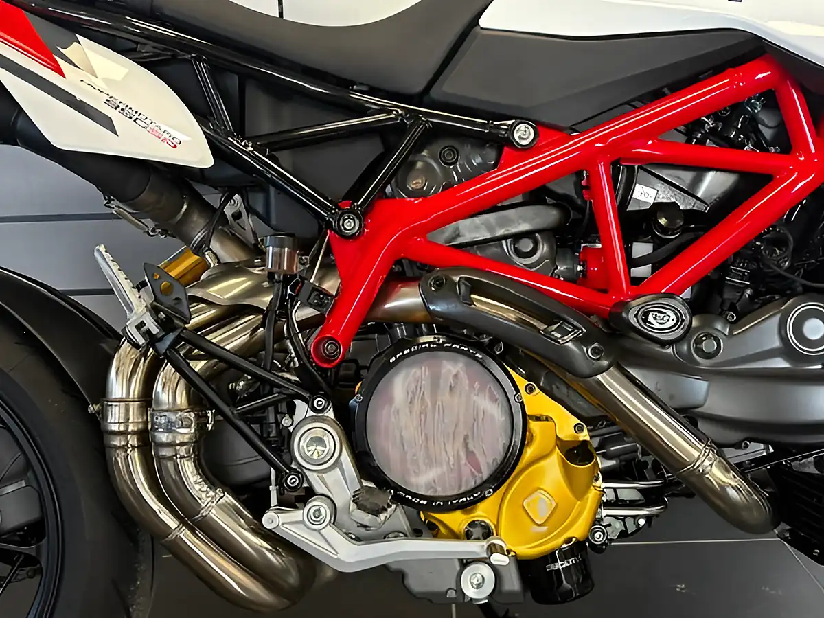 Used 2025 Ducati Hypermotard 950 Sp Multi-Coloured - Interior and Exterior details 7