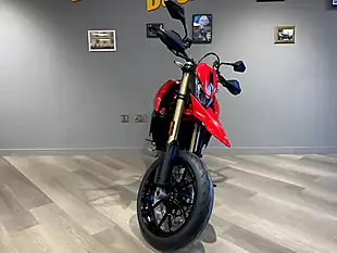 Used 2025 Ducati Hypermotard - Interior and Exterior details 6