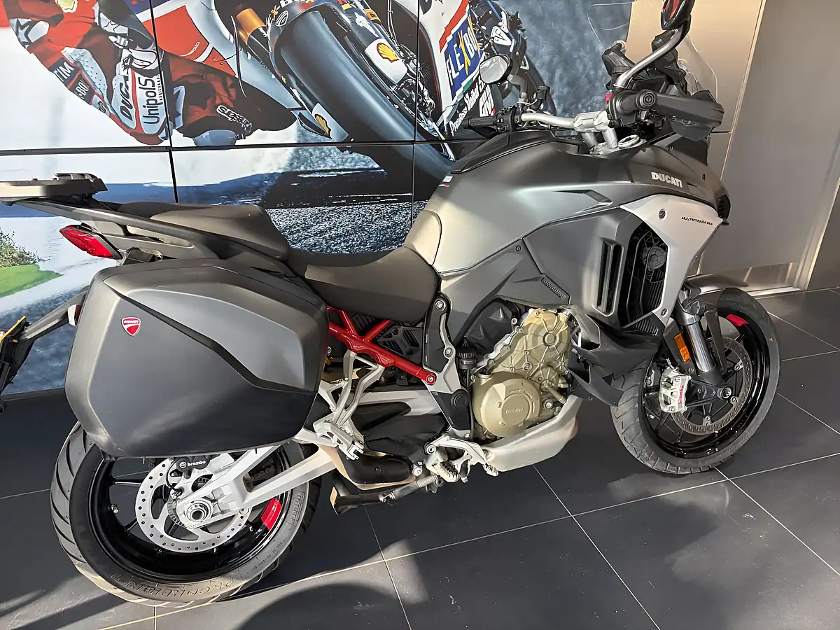 Used 2025 Ducati Hypermotard Mono - Interior and Exterior details 11