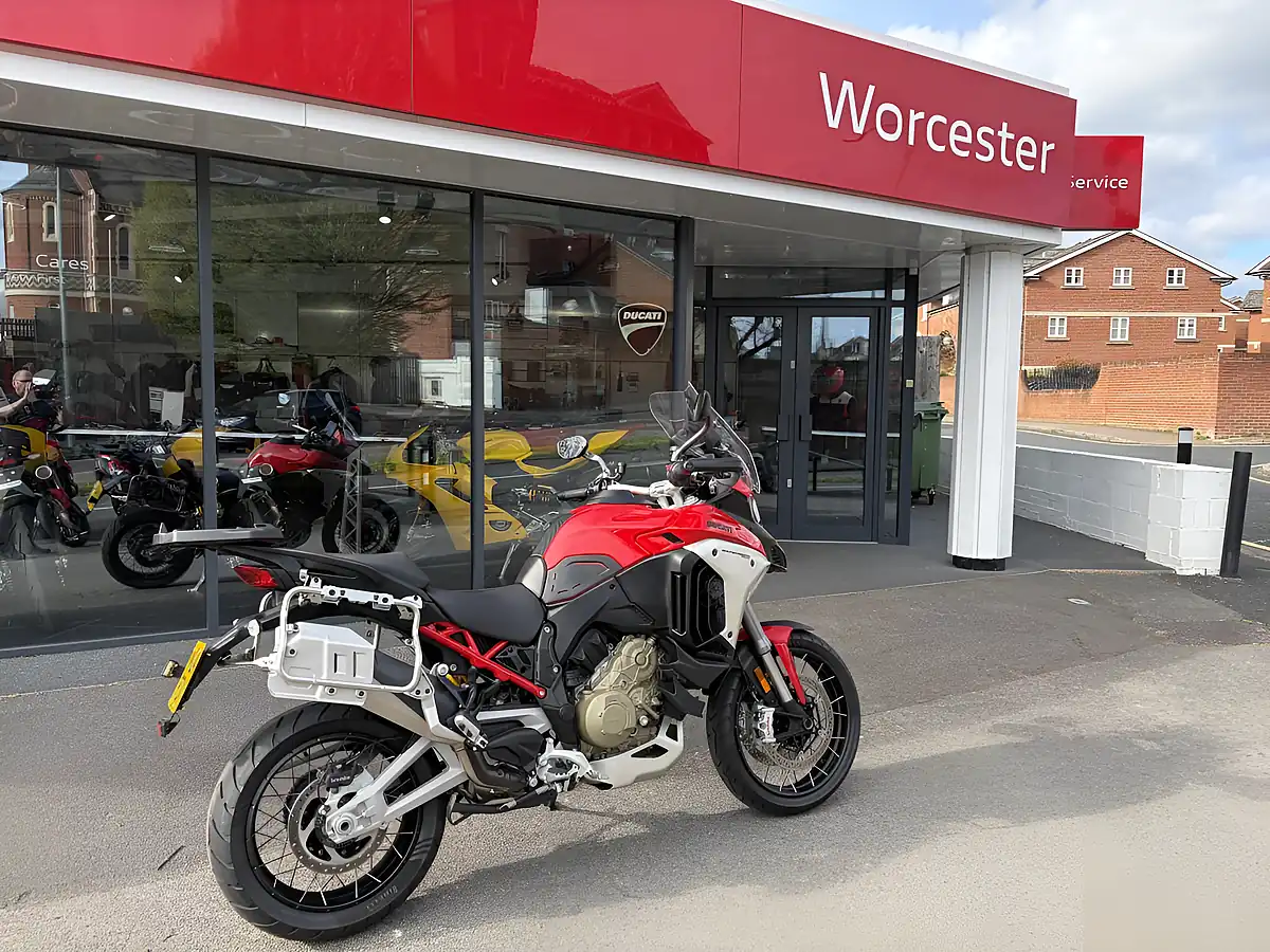 Used 2025 Ducati Hypermotard Mono - Interior and Exterior details 13