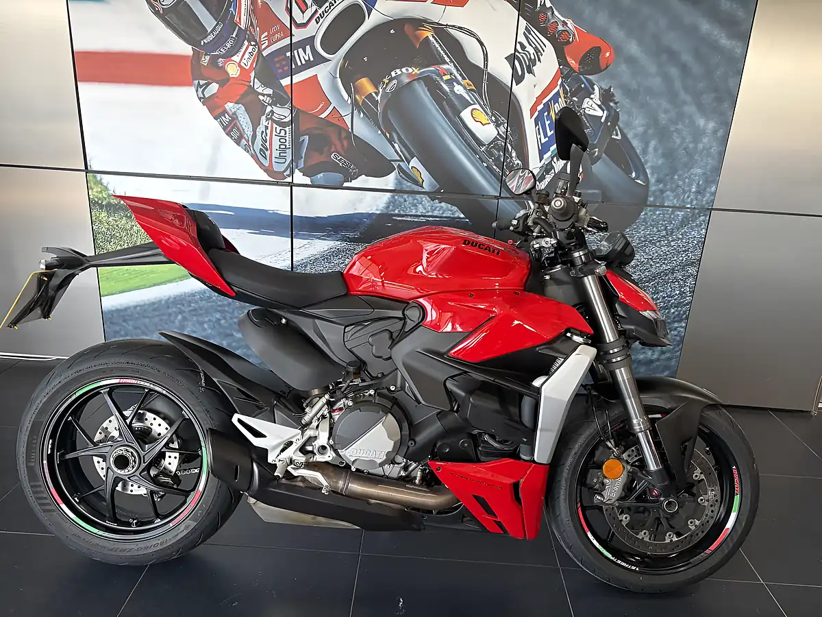 Used 2025 Ducati Hypermotard Mono - Interior and Exterior details 14