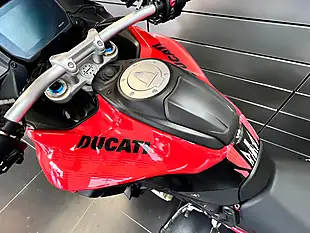 Used 2025 Ducati Multistrada V4 Pikes Peak Multi-Coloured - Interior and Exterior details 19