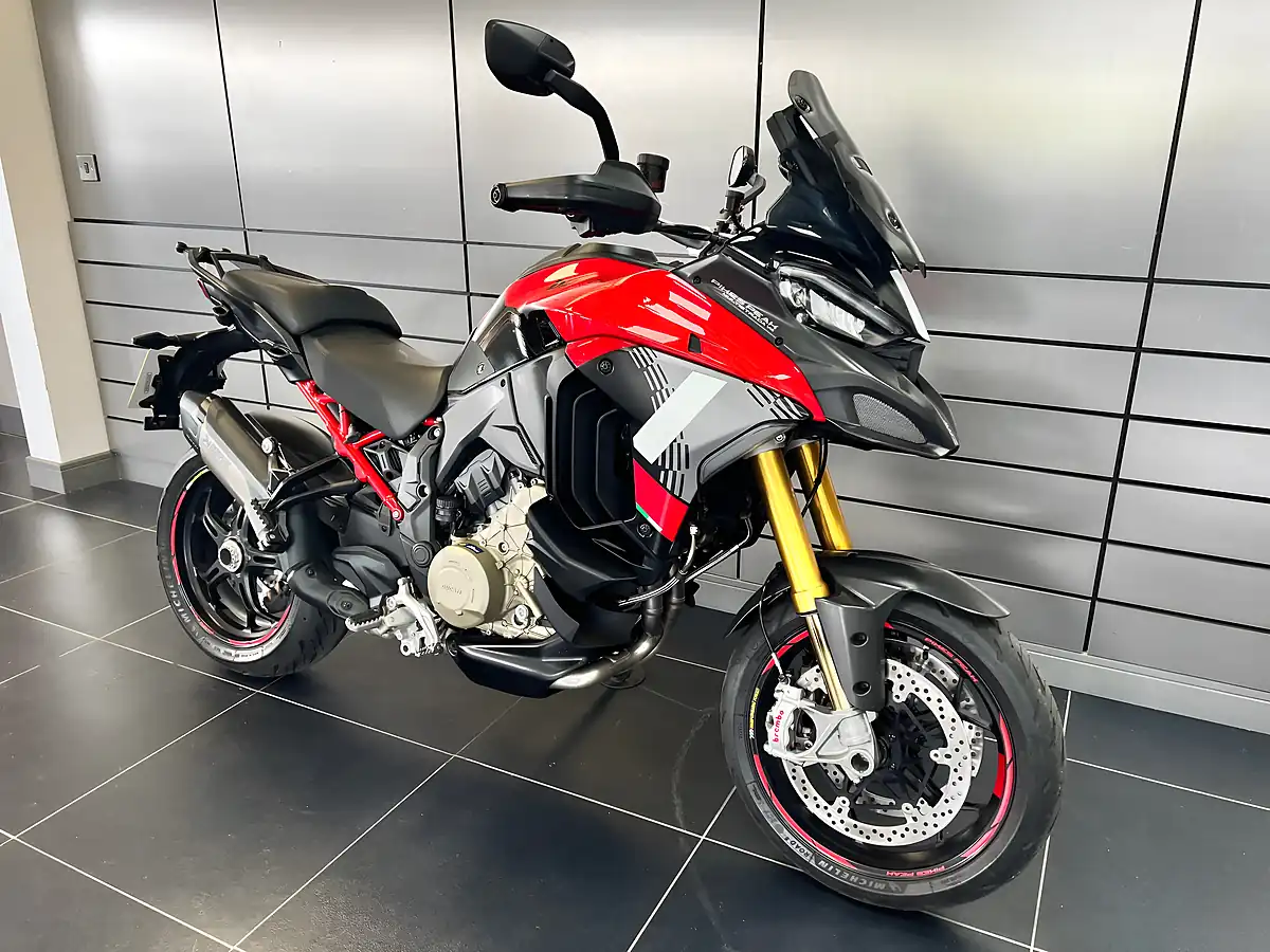 Used 2025 Ducati Multistrada V4 Pikes Peak Multi-Coloured - Interior and Exterior details 2