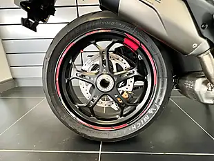 Used 2025 Ducati Multistrada V4 Pikes Peak Multi-Coloured - Interior and Exterior details 7