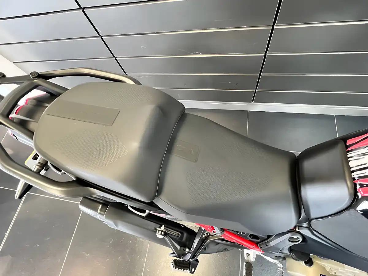 Used 2025 Ducati Multistrada V4 Pikes Peak Multi-Coloured - Interior and Exterior details 8