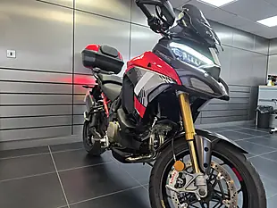 Used 2025 Ducati Multistrada V4 Pikes Peak Multi-Coloured - Interior and Exterior details 11