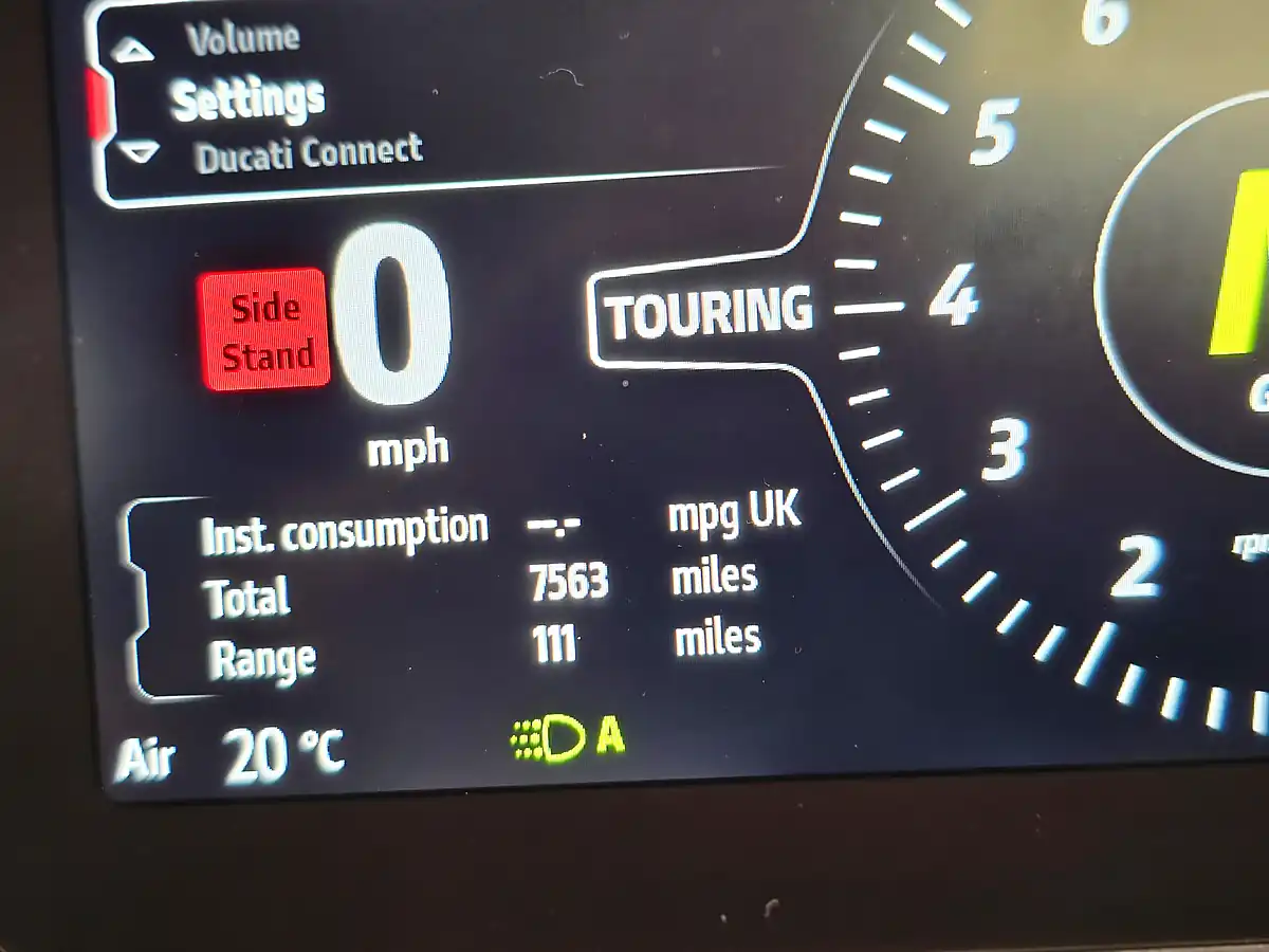 Used 2025 Ducati Multistrada V4 Pikes Peak Multi-Coloured - Interior and Exterior details 13
