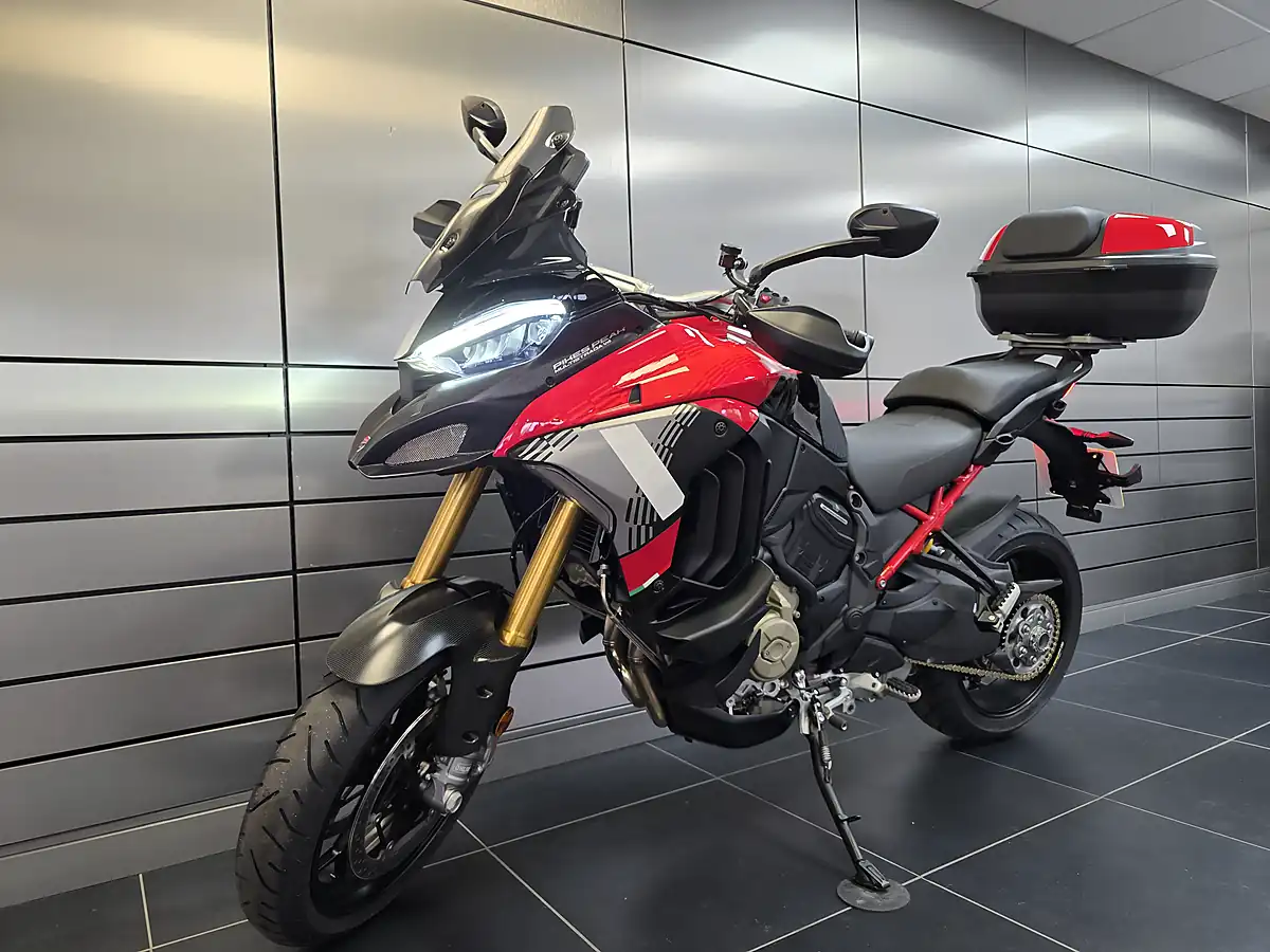 Used 2025 Ducati Multistrada V4 Pikes Peak Multi-Coloured - Interior and Exterior details 15