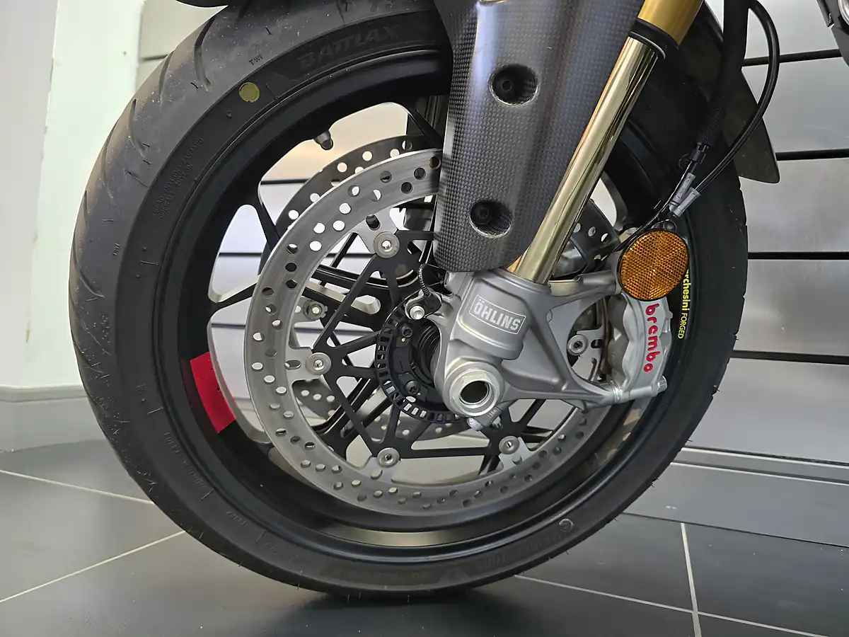 Used 2025 Ducati Multistrada V4 Pikes Peak Multi-Coloured - Interior and Exterior details 19