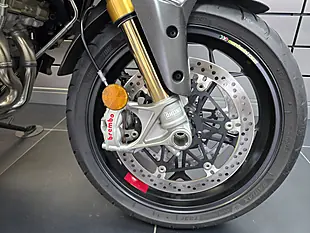 Used 2025 Ducati Multistrada V4 Pikes Peak Multi-Coloured - Interior and Exterior details 4
