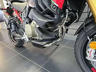 Used 2025 Ducati Multistrada V4 Pikes Peak Multi-Coloured - Interior and Exterior details 5
