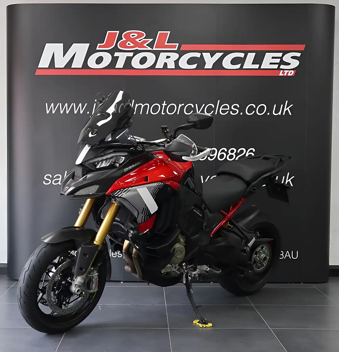 Used 2025 Ducati Multistrada V4 Pikes Peak Other - Interior and Exterior details 4