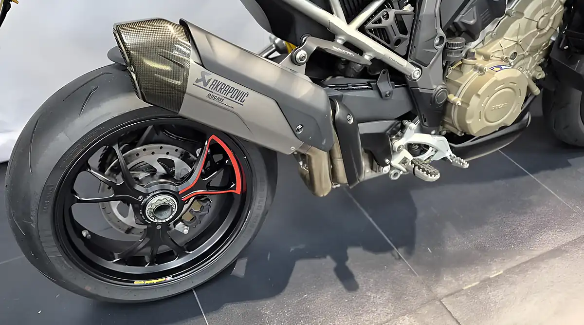 Used 2025 Ducati Multistrada V4 RS - Interior and Exterior details 2