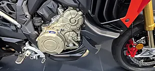 Used 2025 Ducati Multistrada V4 RS - Interior and Exterior details 7