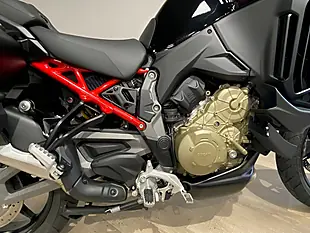 Used 2025 Ducati Multistrada V4 Sport T&r Thrilling Black - Interior and Exterior details 7