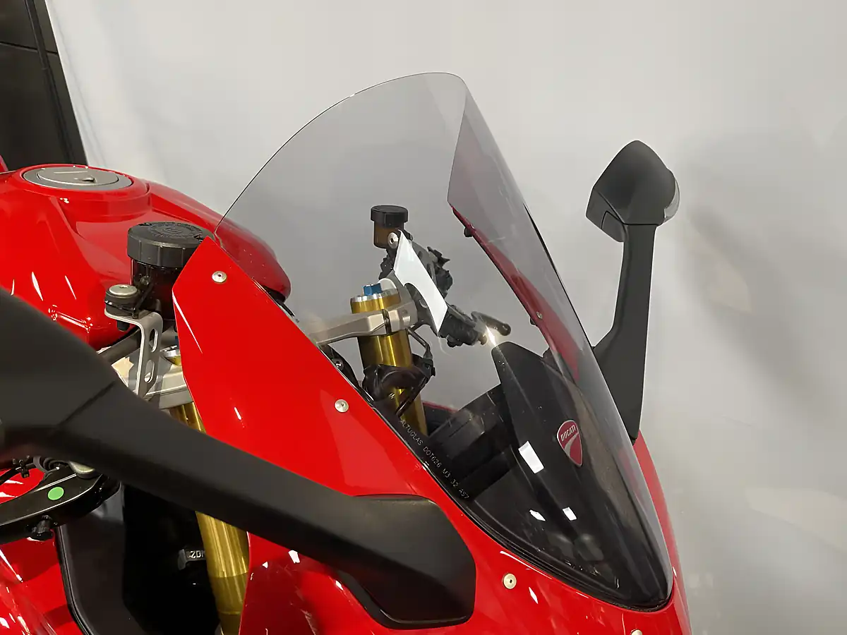 Used 2025 Ducati Panigale V2 S - Interior and Exterior details 9