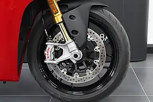 Used 2025 Ducati Panigale V2 S Red - Interior and Exterior details 10