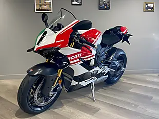 Used 2025 Ducati Panigale V4 Tricolor - Interior and Exterior details 4