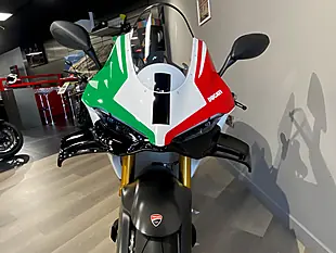 Used 2025 Ducati Panigale V4 Tricolor - Interior and Exterior details 9