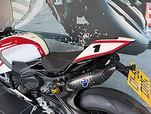 Used 2025 Ducati Panigale V4 Tricolor Tricolore - Interior and Exterior details 4