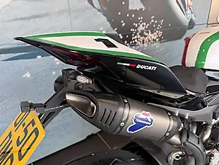 Used 2025 Ducati Panigale V4 Tricolor Tricolore - Interior and Exterior details 5