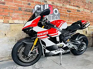 Used 2025 Ducati Panigale V4 Tricolore Multicolour - Interior and Exterior details 12