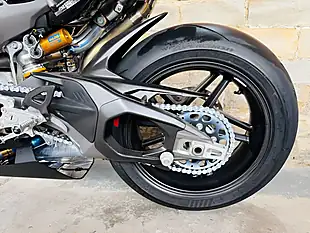 Used 2025 Ducati Panigale V4 Tricolore Multicolour - Interior and Exterior details 16