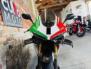 Used 2025 Ducati Panigale V4 Tricolore Multicolour - Interior and Exterior details 18