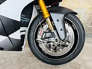 Used 2025 Ducati Panigale V4 Tricolore Multicolour - Interior and Exterior details 5