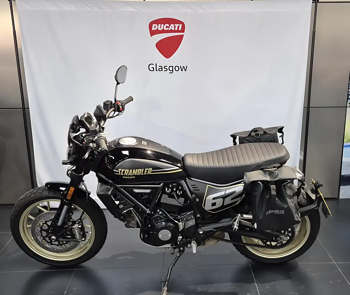 Used 2025 Ducati Scr Full Throttle Full Throttle - Interior and Exterior details 2