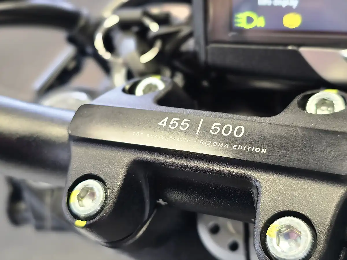 Used 2025 Ducati Scrambler 10° Anniversario Rizoma Edition Multi-Coloured - Interior and Exterior details 19
