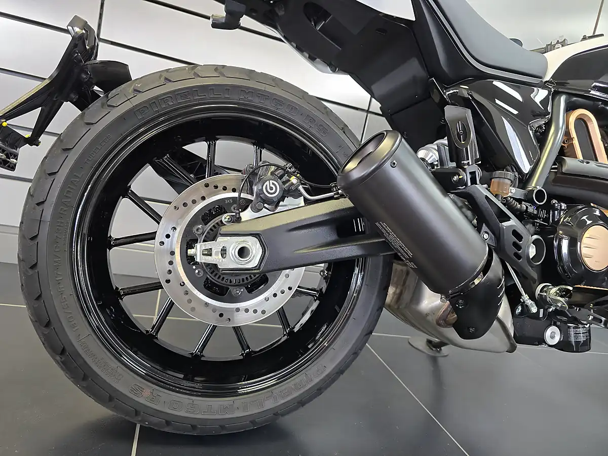 Used 2025 Ducati Scrambler 10° Anniversario Rizoma Edition Multi-Coloured - Interior and Exterior details 8