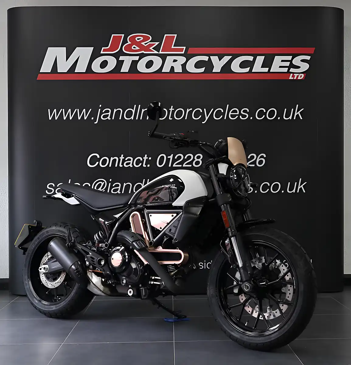 Used 2025 Ducati Scrambler 10th Anniversary Rizoma Edition 10th Anniversary Rizoma Edition Other - Interior and Exterior details 3
